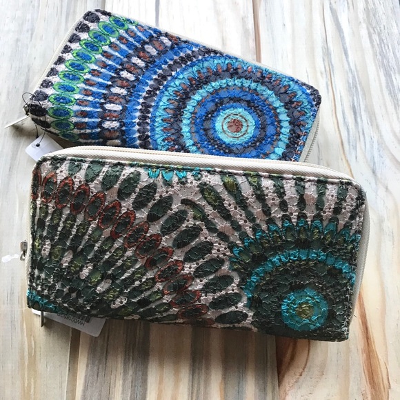 Boho Embroidered Eyelet Wallet - Picture 1 of 3
